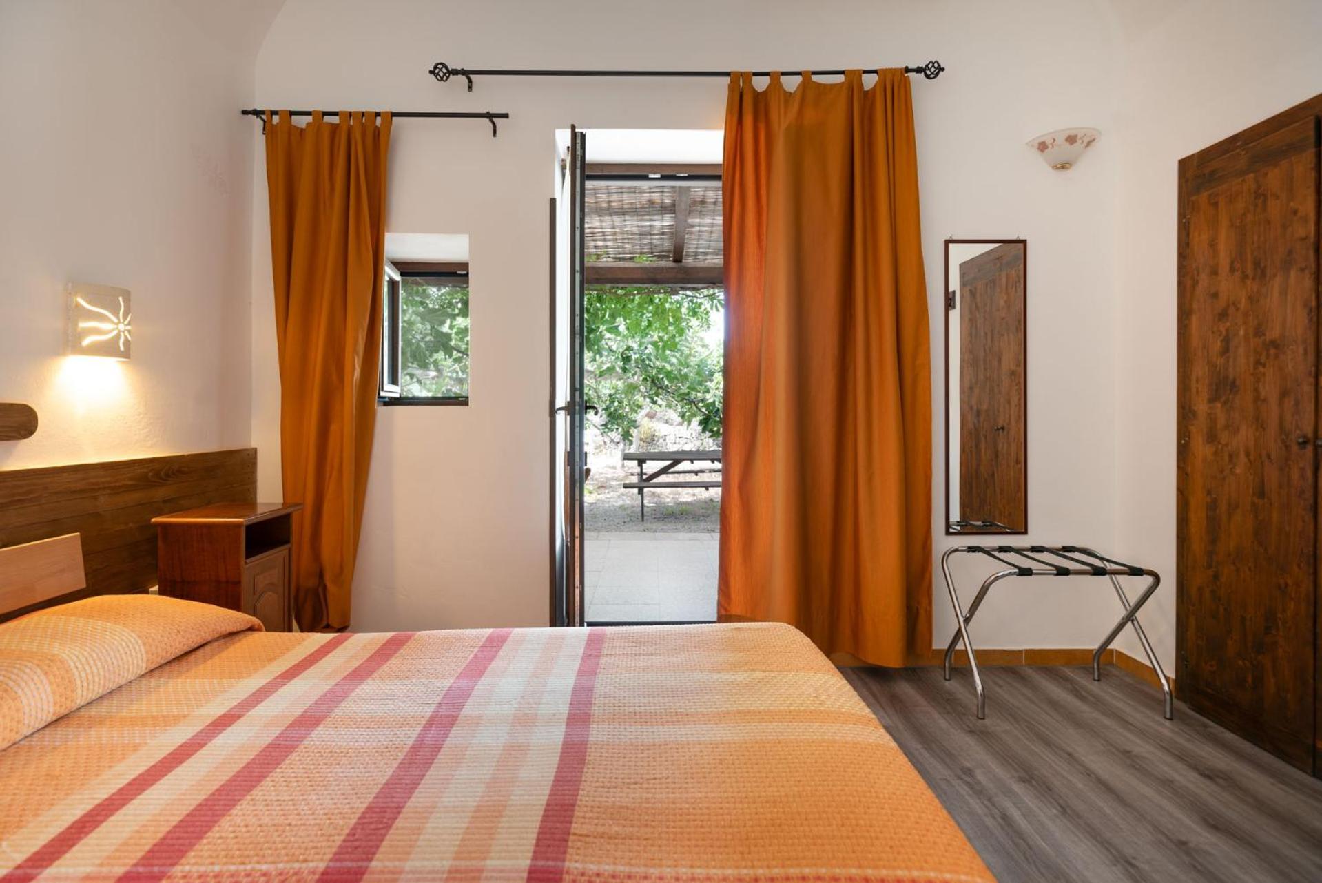 Bio-Agriturismo Masseria La Palombara Salve Kültér fotó