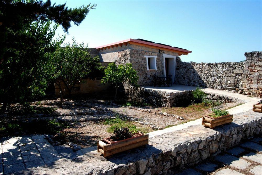 Bio-Agriturismo Masseria La Palombara Salve Kültér fotó